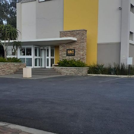 Sun1 Benoni Hotel Exterior photo